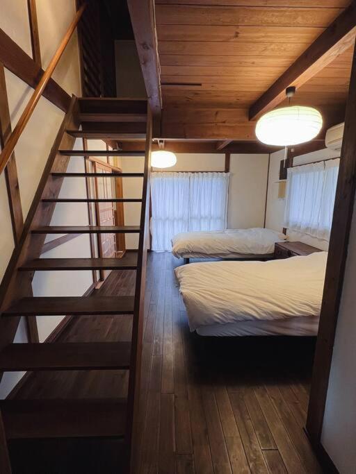 Апартаменты ひねもす101:宇野駅から車で5分 直島へ 最大8名様 古民家 Tamano Экстерьер фото